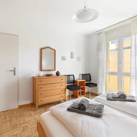 Robinia-city By Interhome
